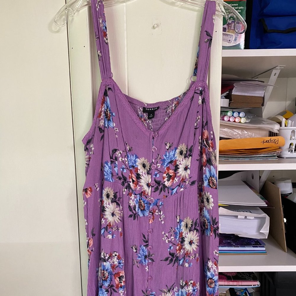 Torrid Size 2 Purple Floral Tank Top with Adjustable Straps